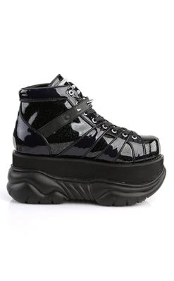 Top 10 👍 Demonia NEPTUNE-100 Black Holographic Platform 👟 Sneaker Ankle 🥾 Boots ❤️ -gothic-alternative-shoes Shop NEPTUNE 100 Black Holographic Platform Sneaker Ankle Boots Demonia 5 650x